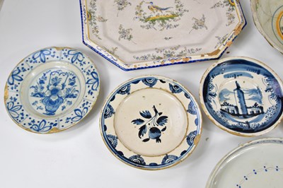 Lot 1490 - A small collection of Continental ceramics to...
