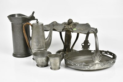 Lot 1142 - A small group of pewter items to include a...