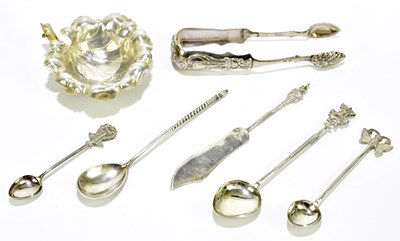 Lot 1388 - A Russian silver gilt leaf shaped bowl, with...