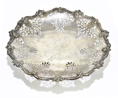 Lot 1073 - W & G SISSONS; an Edward VII hallmarked silver...