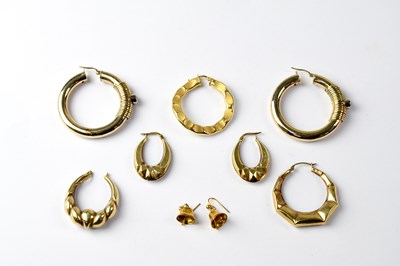 Lot 933 - Three pairs of hallmarked 9ct gold earrings