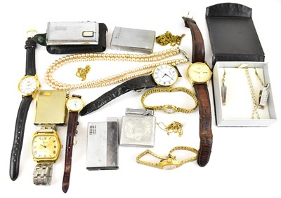 Lot 1131 - Various items of costume jewellery, to include...