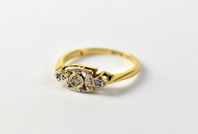 Lot 1007 - An 18ct gold Art Deco style diamond ring