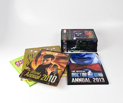 Lot 253 - MARVEL; 'The Ultimate Graphic Novel collection'...