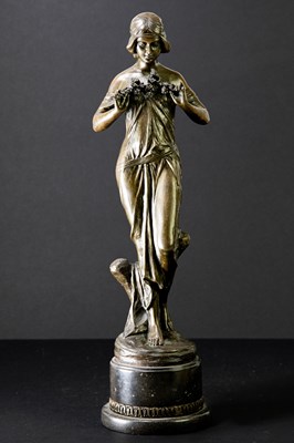 Lot 1177 - A reproduction bronze figure of an Art Nouveau...
