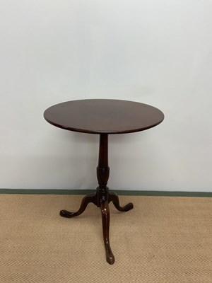 Lot 428 - A George II mahogany tilt-top occasional table,...