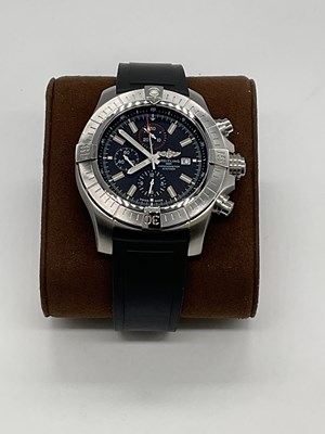 Lot 1324 - BREITLING; a Super Avenger Chronograph 48,...