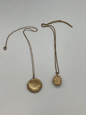 Lot 1262 - Two 9ct yellow gold fine link chains...
