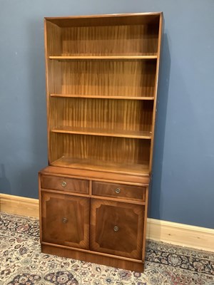 Lot 2661 - A reproduction mahogany sideboard with...