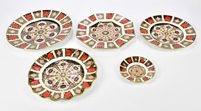 Lot 2030 - ROYAL CROWN DERBY; four plates in the 1128...