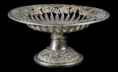 Lot 2122 - PAUL STORR; a George III hallmarked silver...