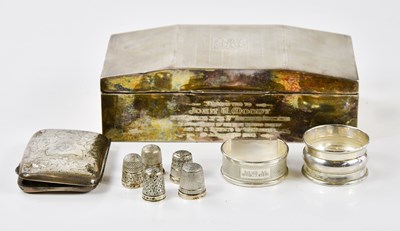 Lot 2128 - JOSEPH GLOSTER LTD; a George V hallmarked...