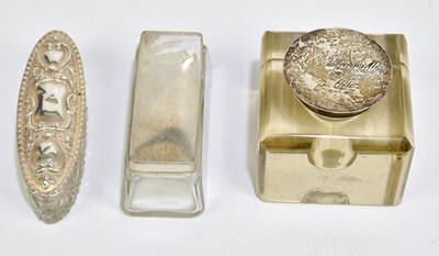 Lot 2056 - W.I BROADWAY & CO; an Edward VII hallmarked...