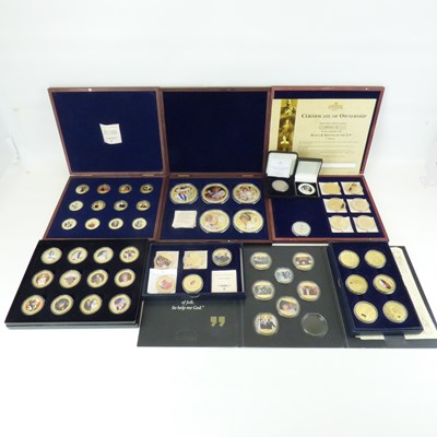 Lot 834 - Various commemorative coins