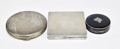 Lot 2029 - KIGU LTD; an Elizabeth II hallmarked silver...