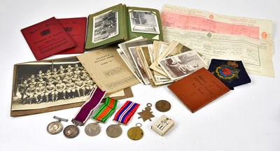 Lot 462 - A WWI Fifteen trio to Private Barnes,...