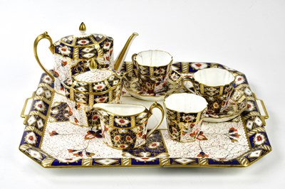 Lot 2042 - WEDGWOOD; an early 20th century Imari...
