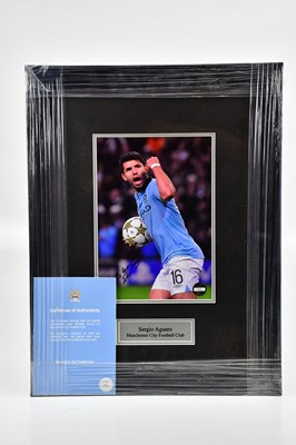 Lot 1351 - SERGIO AGUERO; an autographed photograph of...
