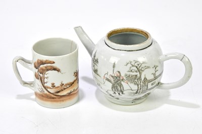 Lot 1191 - A Chinese Export bullet shaped teapot and a...