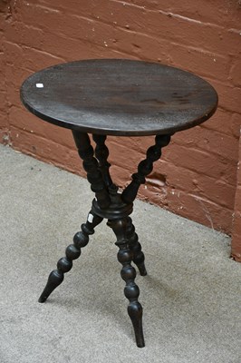 Lot 2546 - An early 20th century oak gypsy table, height...