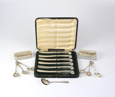 Lot 717 - A cased set of silver pistol grip butter...