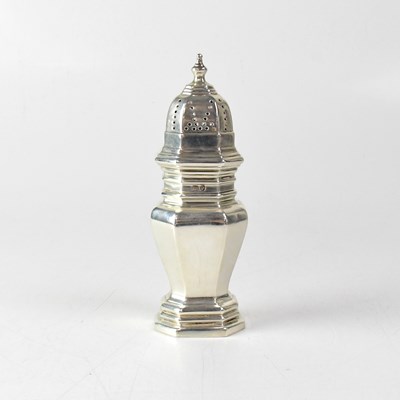 Lot 768 - BOODLE & DUNTHORNE; an Elizabeth II hallmarked...