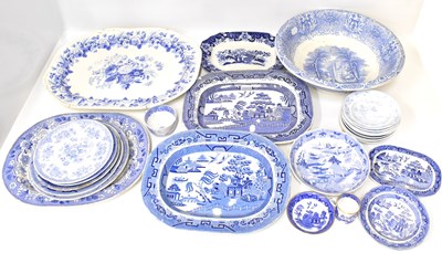 Lot 556 - A quantity of 19th century blue and white...