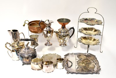 Lot 652 - A good quantity of silver plated items
