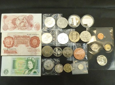Lot 742 - A collection of silver and other collectors' coins