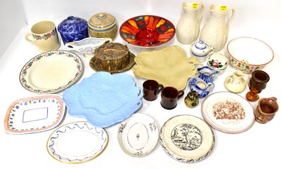 Lot 558 - Various items of antique and collectible...