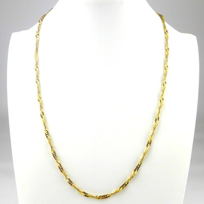 Lot 861 - A 9ct gold dainty flat curb necklace with hoop...