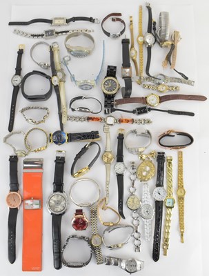 Lot 925 - A quantity of mixed ladies' and gentlemen's...