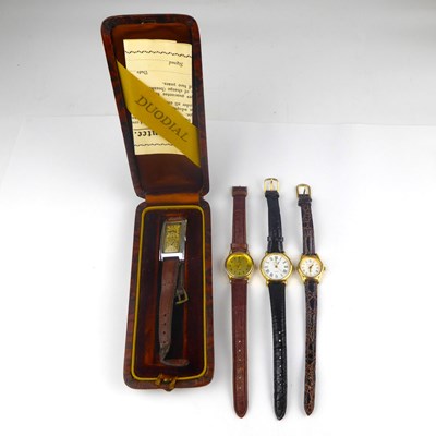 Lot 918 - A gentlemen's vintage 'Duo Dial' watch, the...