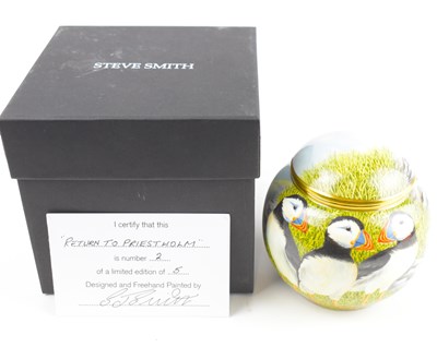 Lot 492 - STEVE SMITH CERAMICS; a boxed free-hand...