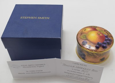 Lot 491 - STEVE SMITH CERAMICS; a boxed free-hand...