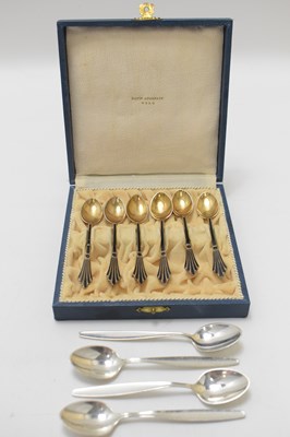 Lot 754 - DAVID ANDERSON, NORWAY; a cased set of...