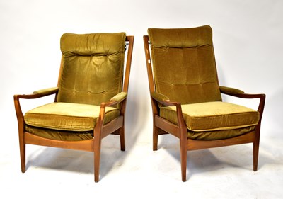 Lot 35 - CINTIQUE