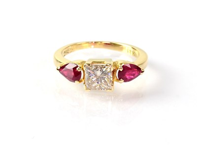 Lot 819 - An 18ct yellow gold ring set with central...