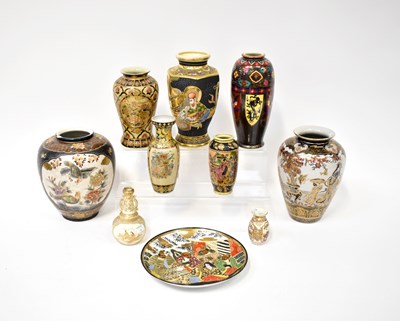 Lot 422 - A group of 20th century Japanese ceramics