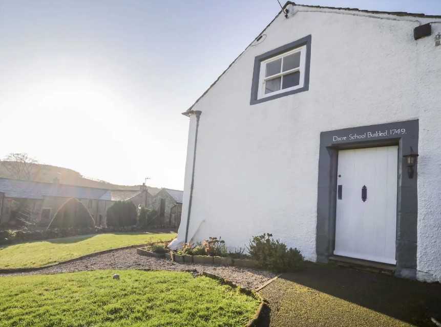 Lot 1 - A weekend stay at The School House, Dacre....