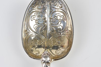 Lot 2789 - EDWARD BARNARD & SONS LTD; a pair of Edward...