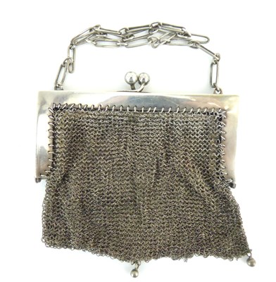 Lot 670 - A vintage 925 silver chainmail purse