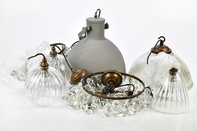 Lot 1629 - A group of various ceiling lights to include a...