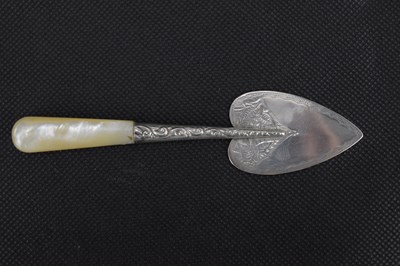 Lot 708 - A late 19th/early 20th century silver knife...