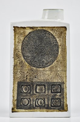 Lot 24 - JOHN BEDDING FOR TROIKA POTTERY; an early St...