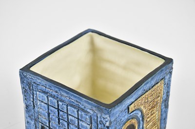 Lot 26 - ALISON BRIGDEN FOR TROIKA POTTERY; a small...