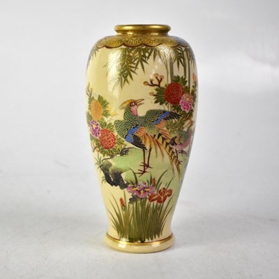 Lot 389 - An early/mid-20th century Satsuma vase