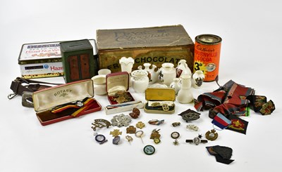 Lot 1360 - An assortment of collectors’ items to include...