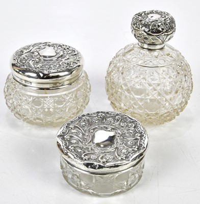 Lot 2439 - LEVI & SALAMAN; an Edward VII hallmarked...