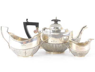 Lot 695 - WILLIAM THORNEYWORK; an Edwardian hallmarked...